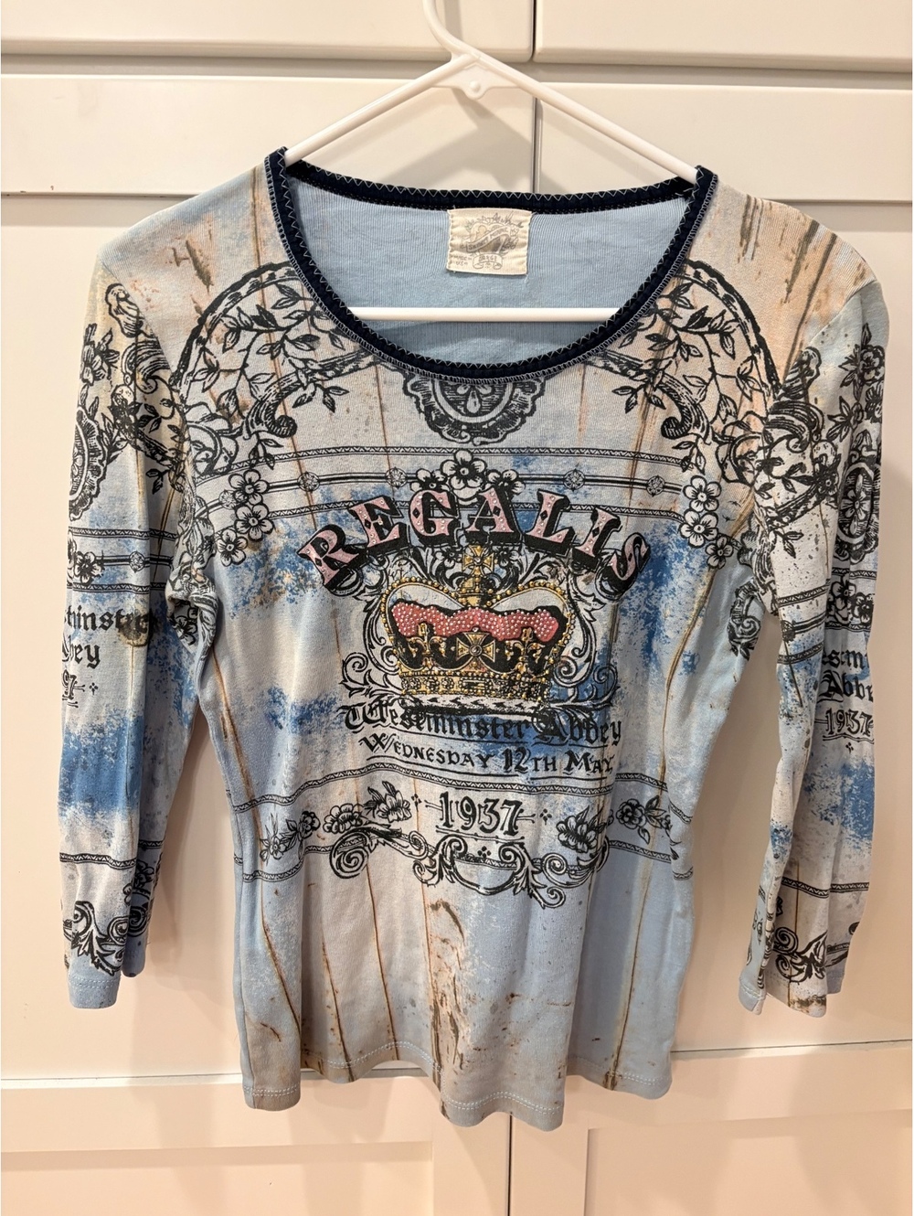 Y2K Vintage Skinny Minnie Graphic Long Sleeve with Crown Print and Studs